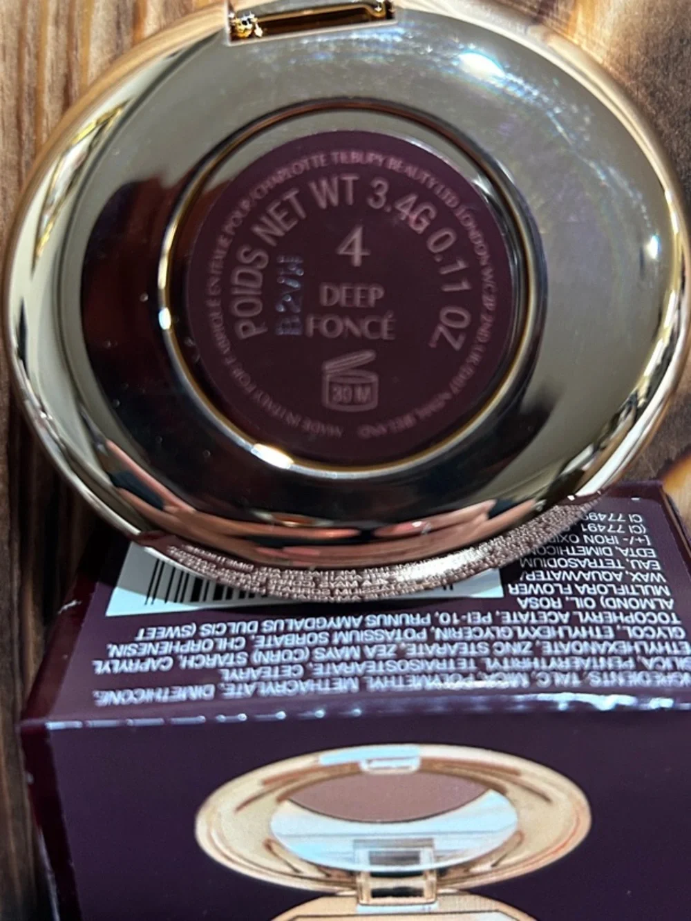 Charlotte Tilbury Airbrush Flawless Finish Powder — Cream